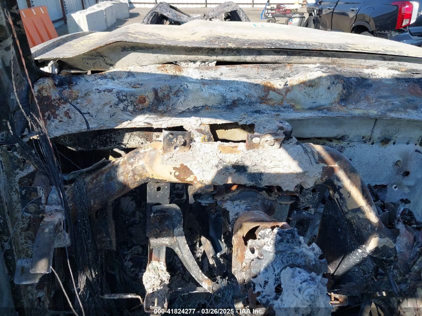 2019 Chevrolet Silverado 3500Hd Chassis Wt VIN: 1GB4KVCY5KF103025 Lot: 41824277