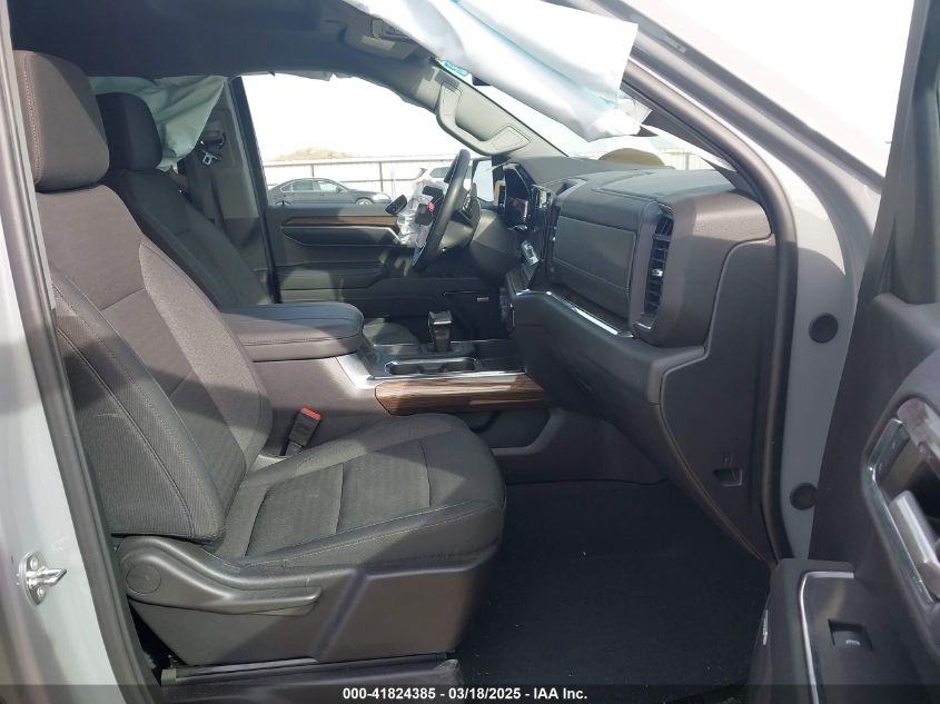 2024 Chevrolet Silverado 1500 - 3GCUDFE83RG314063