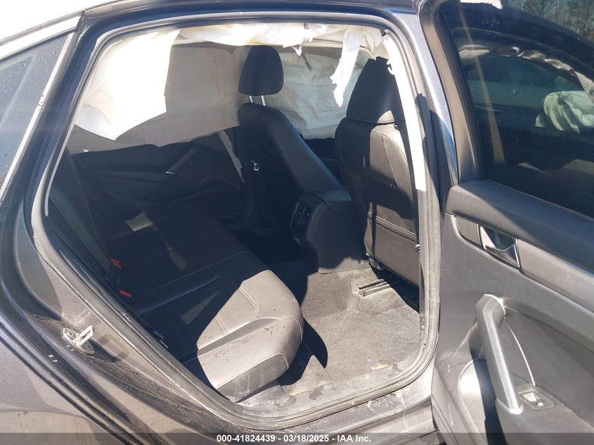 2021 VOLKSWAGEN PASSAT 2.0T SE - 1VWSA7A36MC000433