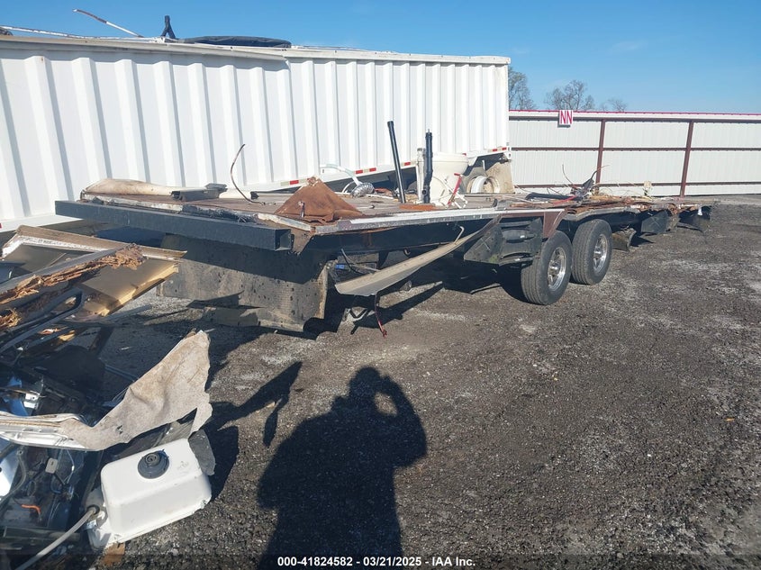 2011 COAC FREEDOM EX VIN: 5ZT2FEWBXBA004890