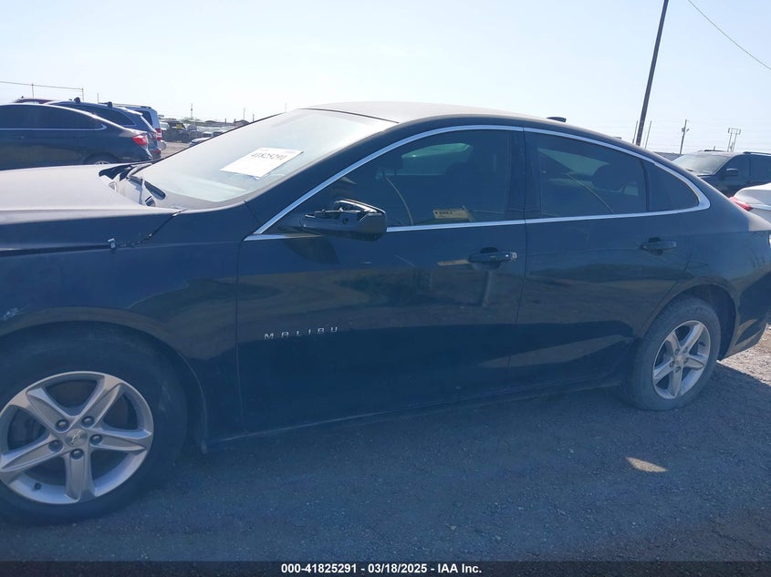 2019 CHEVROLET MALIBU VIN: 1G1ZB5ST7KF211629