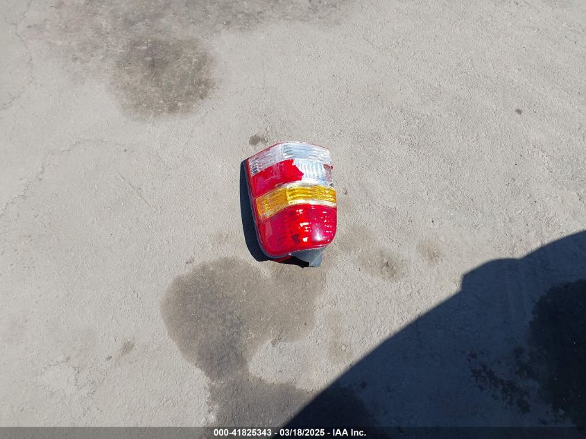 2005 Ford Escape Limited VIN: 1FMCU94145KA63604 Lot: 41825343