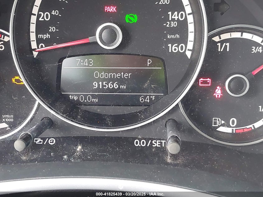 2013 VOLKSWAGEN BEETLE - 3VW5L7AT3DM813444