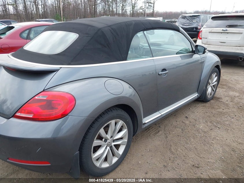 2013 VOLKSWAGEN BEETLE - 3VW5L7AT3DM813444