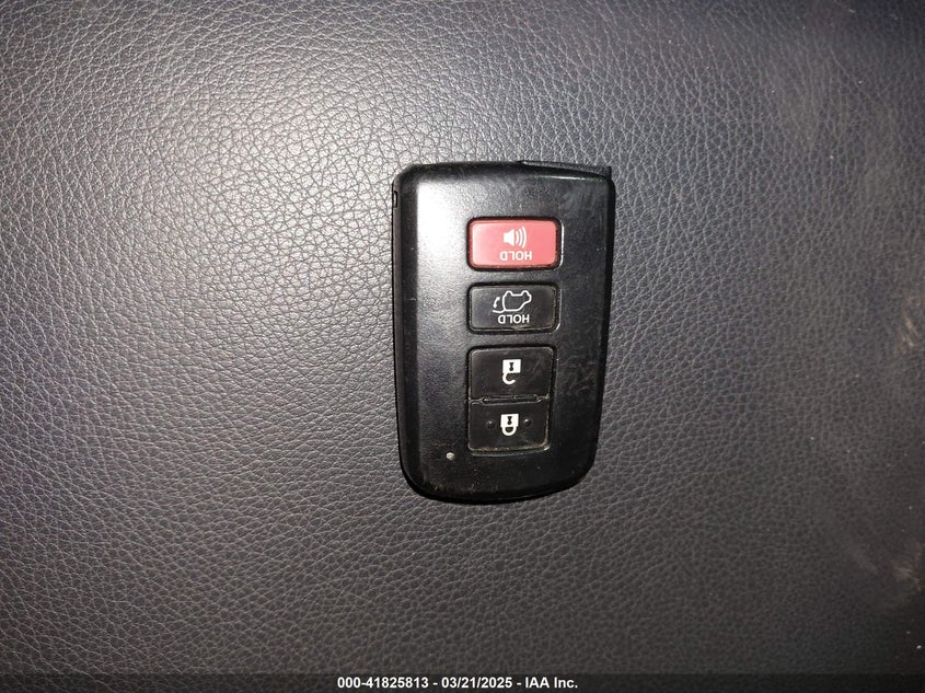 2017 TOYOTA RAV4 PLATINUM - 2T3DFREV7HW598796