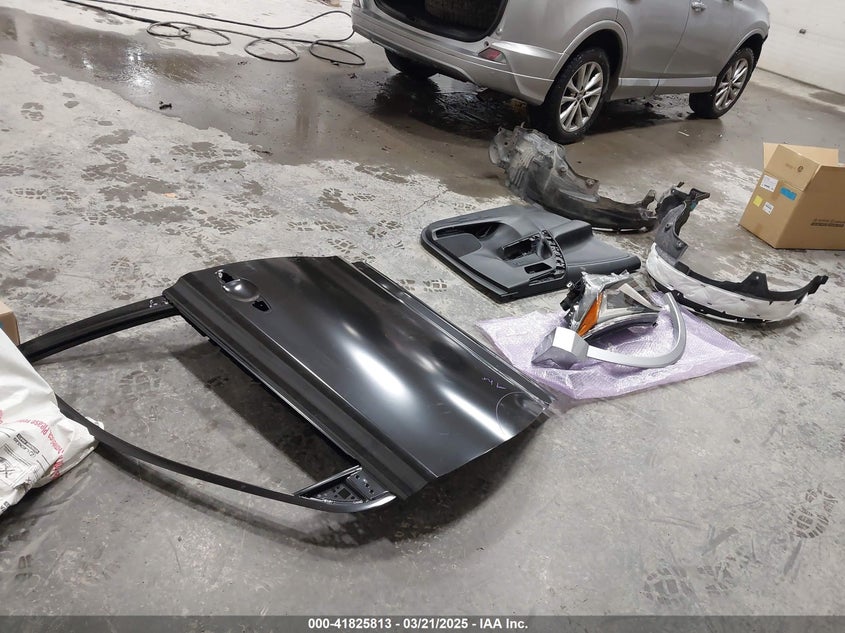 2017 TOYOTA RAV4 PLATINUM - 2T3DFREV7HW598796