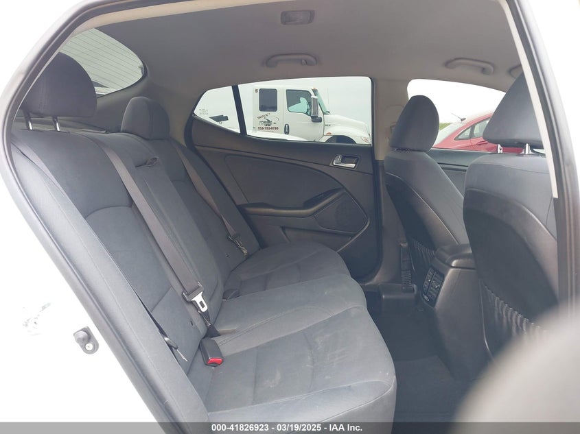 2016 KIA OPTIMA HYBRID VIN: KNAGM4AD2G5094596