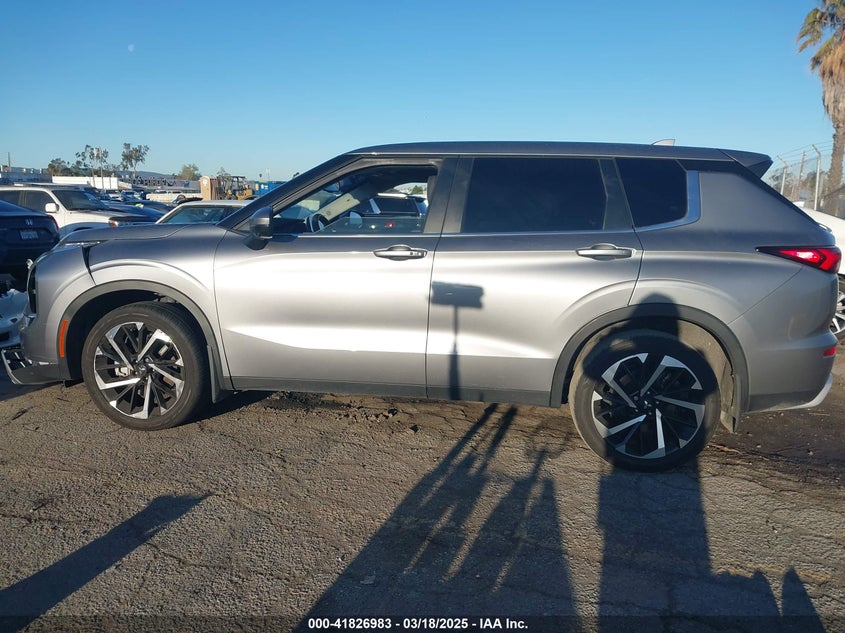 2023 MITSUBISHI OUTLANDER SE 2.5 2WD - JA4J3UA87PZ050286