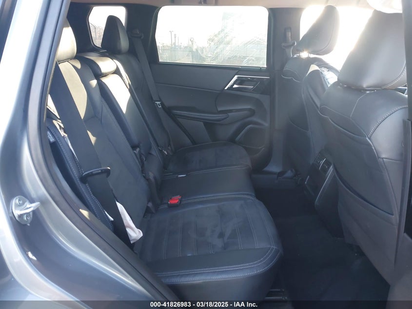 2023 MITSUBISHI OUTLANDER SE 2.5 2WD - JA4J3UA87PZ050286