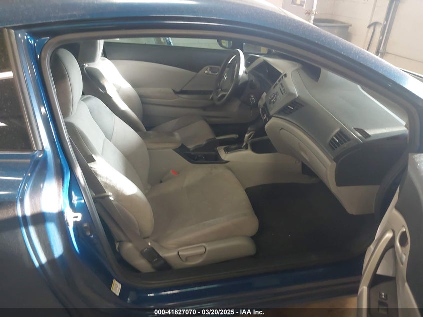 2012 HONDA CIVIC VIN: 2HGFG3B53CH524163