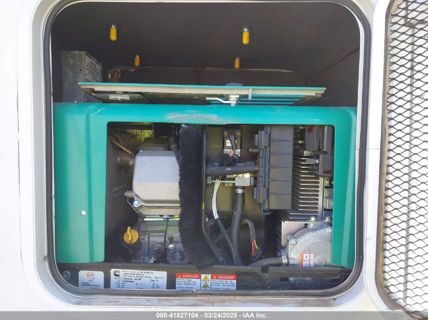 2002 Ford F-350 Lariat/Xl/Xlt VIN: 3FTSW31FX2MA04827 Lot: 41827104