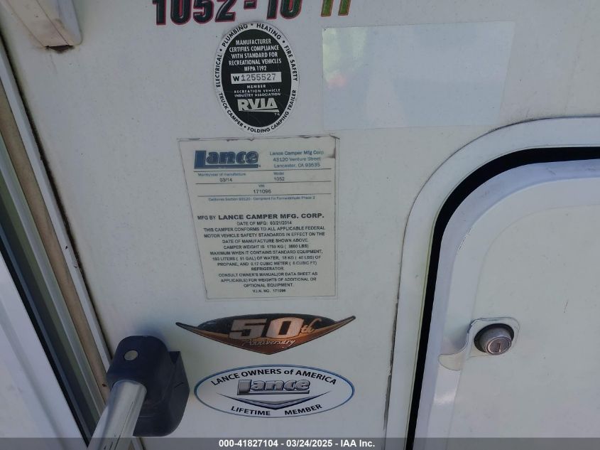 2002 Ford F-350 Lariat/Xl/Xlt VIN: 3FTSW31FX2MA04827 Lot: 41827104