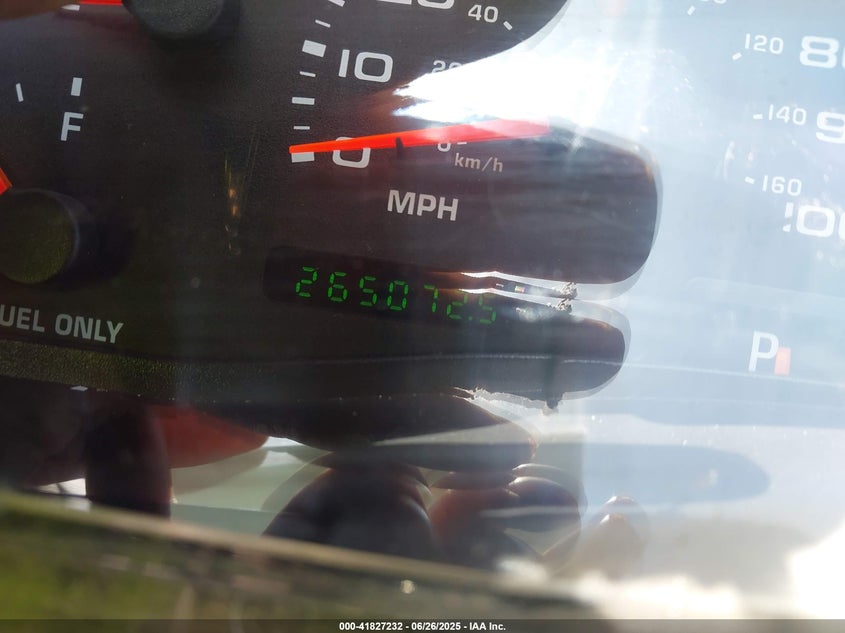 2004 Ford F-250 Lariat/Xl/Xlt VIN: 1FTNW21P04EB20255 Lot: 41827232