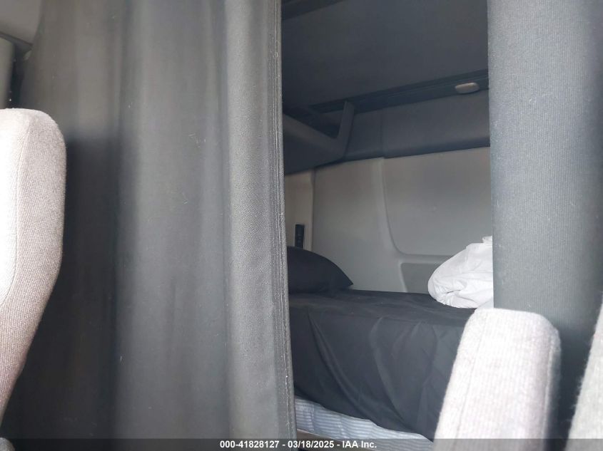 2020 International Lt VIN: 3HSDZAPR2LN800156 Lot: 41828127