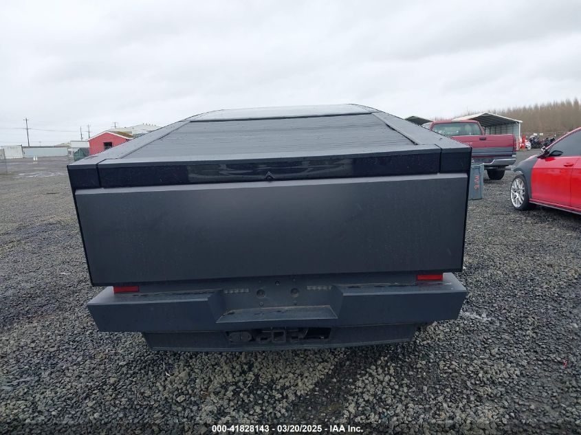 2024 Tesla Cybertruck - 7G2CEHED0RA043898