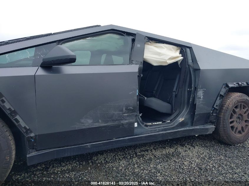 2024 Tesla Cybertruck - 7G2CEHED0RA043898