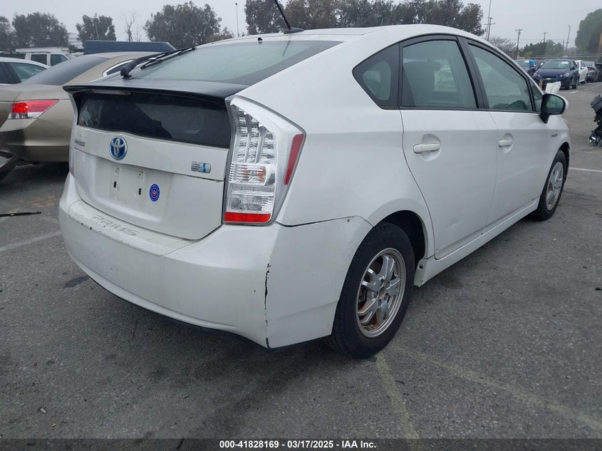 2010 TOYOTA PRIUS VIN: JTDKN3DU2A0056211