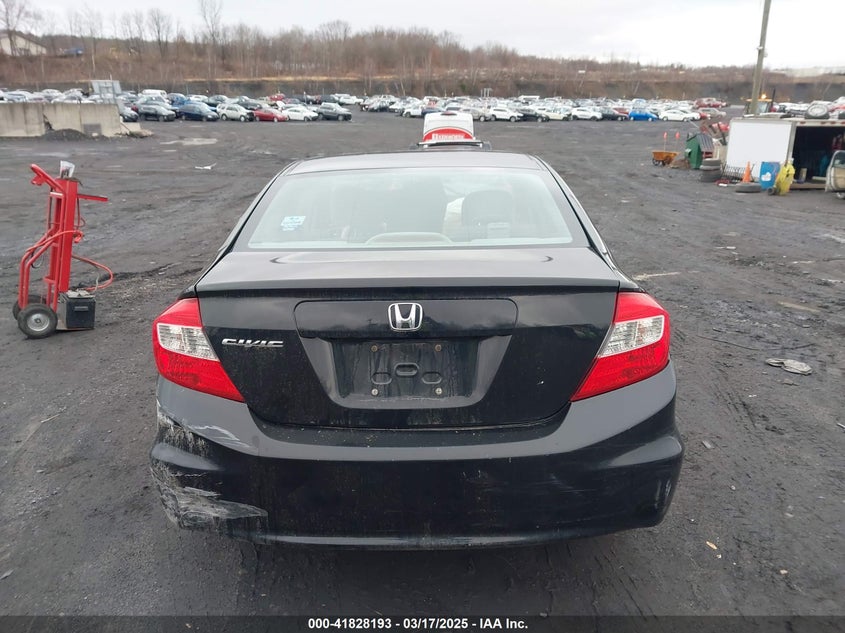 2012 HONDA CIVIC VIN: 19XFB2F82CE365076