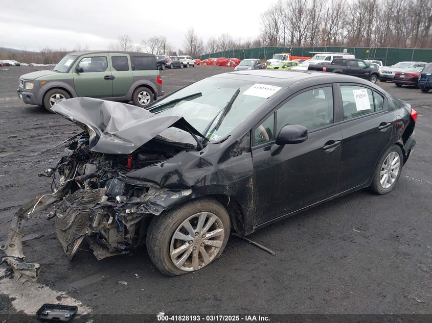 2012 HONDA CIVIC VIN: 19XFB2F82CE365076