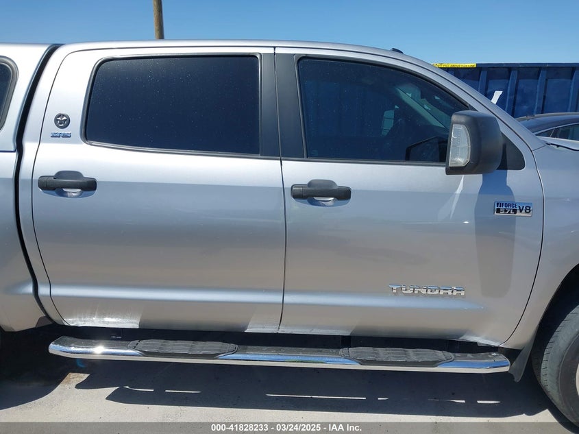 2014 TOYOTA TUNDRA SR5 5.7L V8 - 5TFDW5F11EX401181