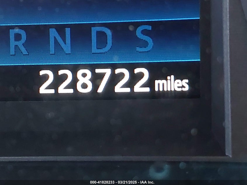 2014 TOYOTA TUNDRA SR5 5.7L V8 - 5TFDW5F11EX401181