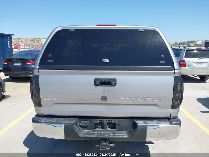 2014 TOYOTA TUNDRA SR5 5.7L V8 - 5TFDW5F11EX401181