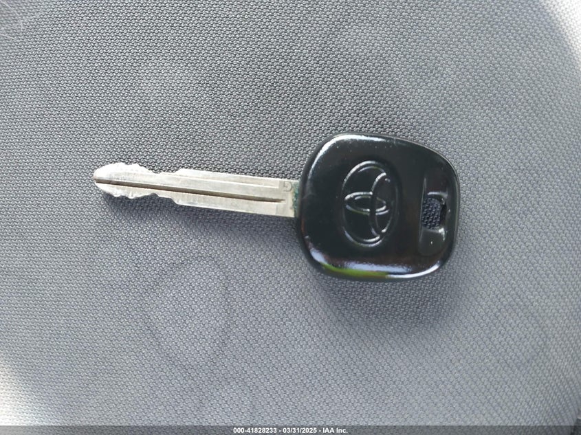 2014 TOYOTA TUNDRA SR5 5.7L V8 - 5TFDW5F11EX401181