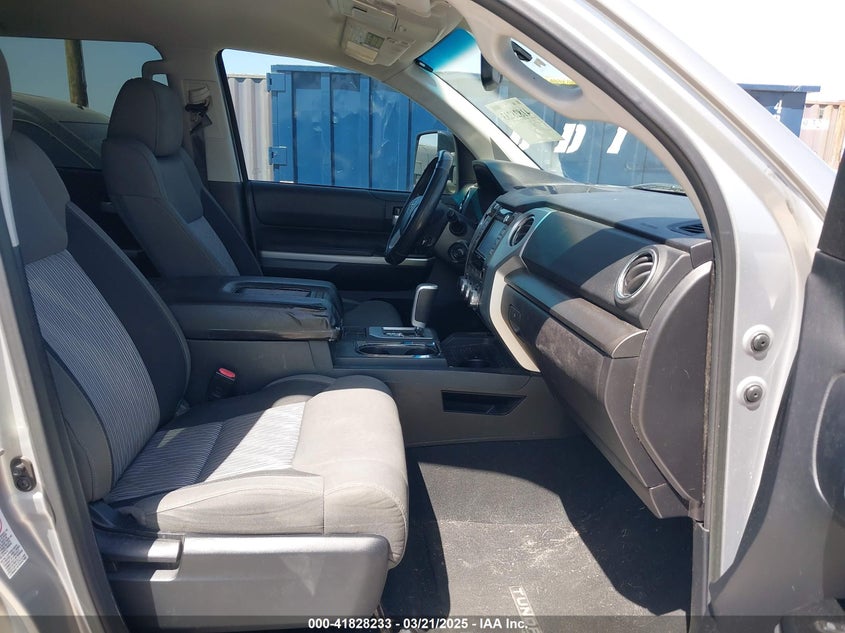 2014 TOYOTA TUNDRA SR5 5.7L V8 - 5TFDW5F11EX401181