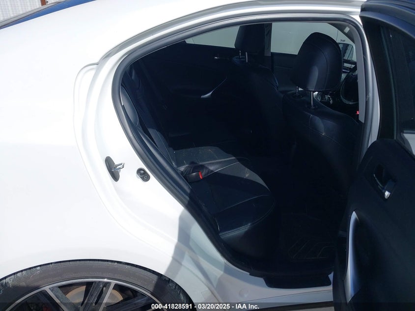 2011 LEXUS IS 250 VIN: JTHBF5C24B5132054