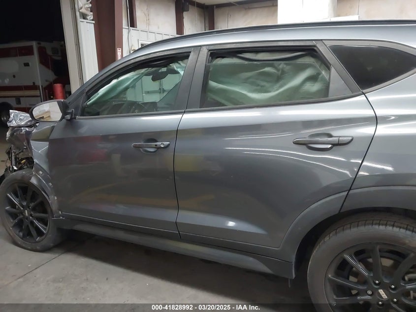 2019 HYUNDAI TUCSON VIN: KM8J33AL0KU973425