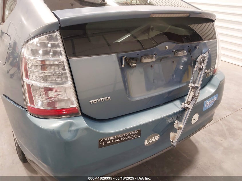 2008 TOYOTA PRIUS VIN: JTDKB20U587723685