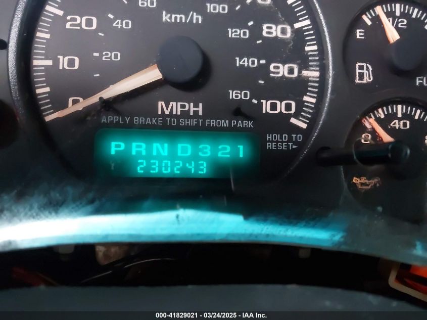 2001 Chevrolet Silverado 1500 VIN: 2GCEK19T811392878 Lot: 41829021