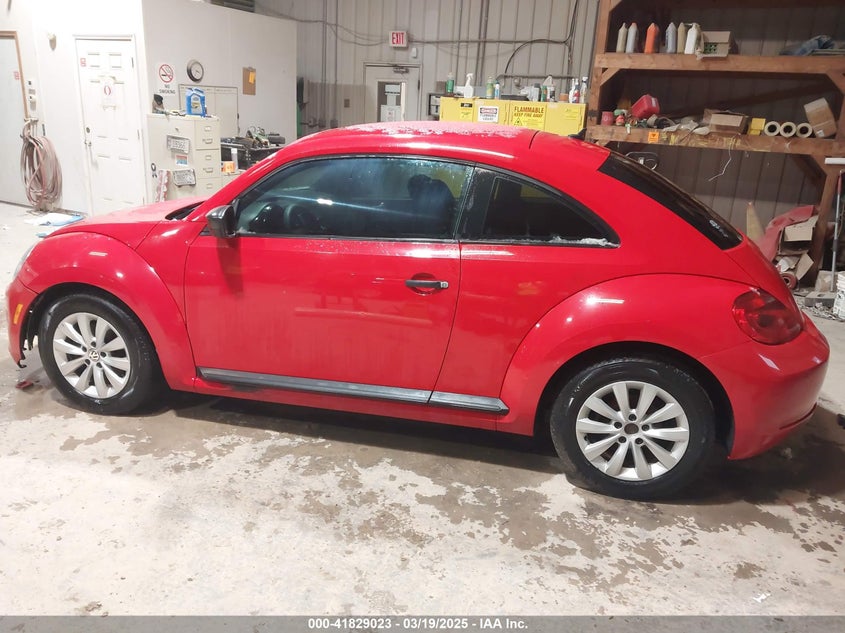 2016 VOLKSWAGEN BEETLE 1.8T FLEET EDITION - 3VWF17AT2GM619843