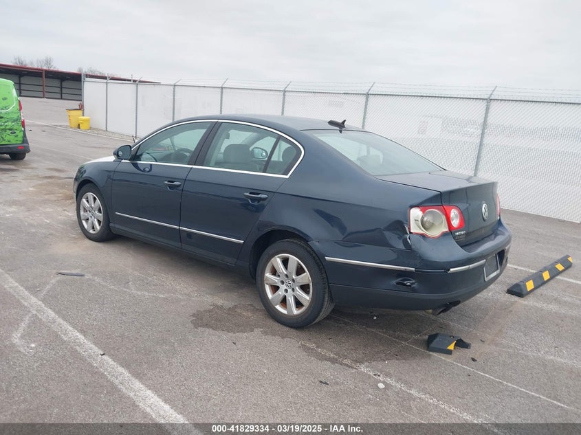 2006 VOLKSWAGEN PASSAT VIN: WVWAK73CX6E041860