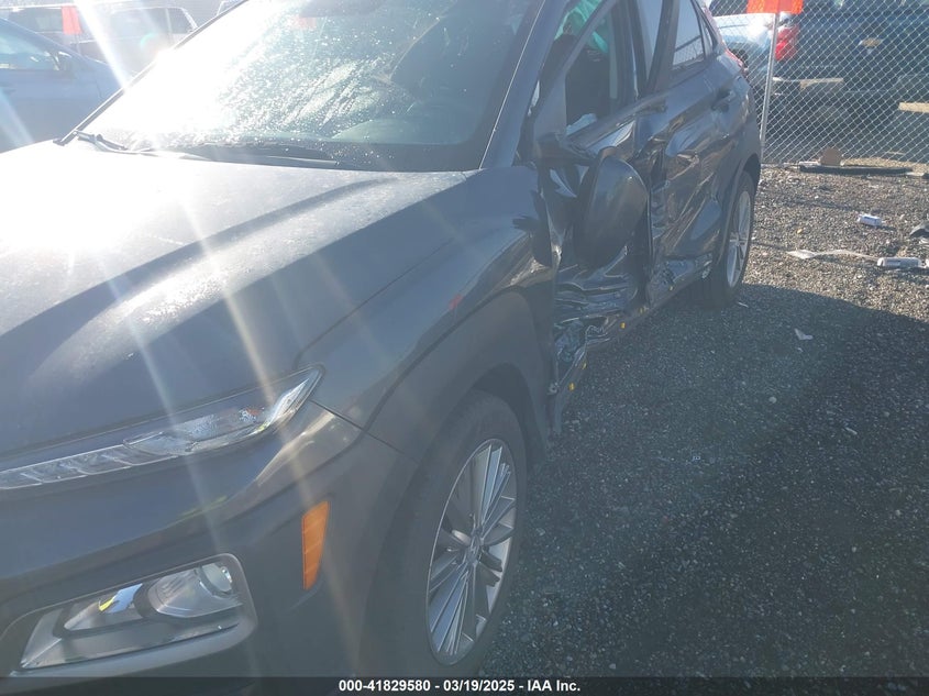 2018 HYUNDAI KONA SEL - KM8K22AA2JU132382