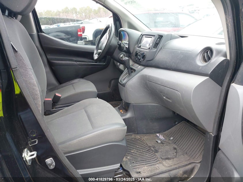 2019 NISSAN NV200 SV - 3N6CM0KN7KK711925