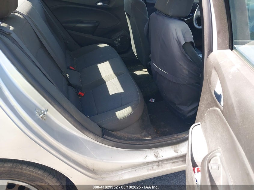 2018 Chevrolet Cruze Ls Auto VIN: 1G1BC5SM8J7243747 Lot: 41829952