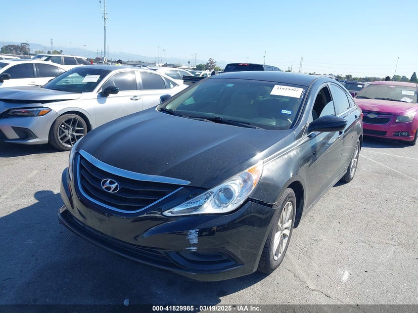 2012 HYUNDAI SONATA VIN: 5NPEB4AC4CH462892