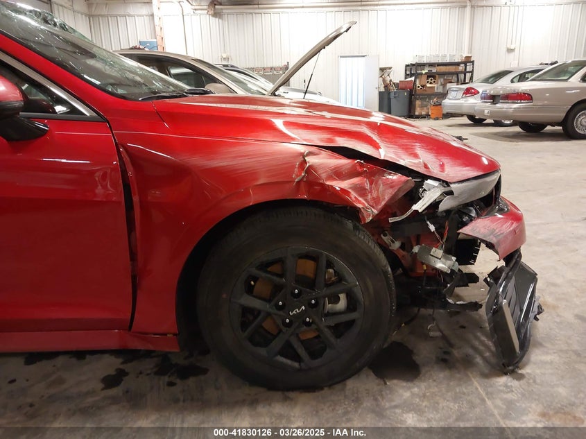 2025 Kia K5 Lxs VIN: KNAG24J7XS5283344 Lot: 41830126