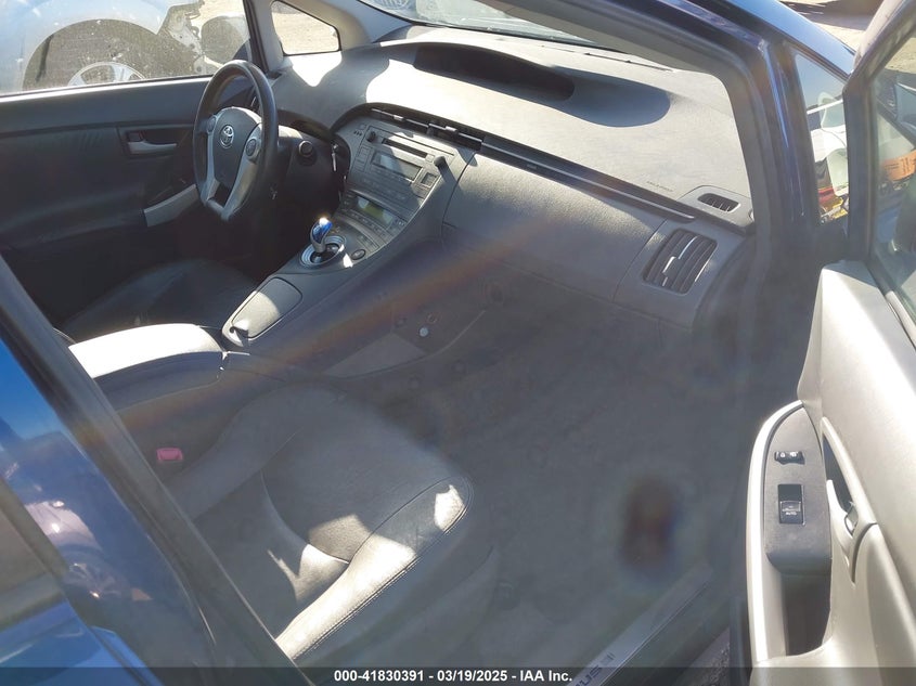 2011 TOYOTA PRIUS VIN: JTDKN3DU3B0300305