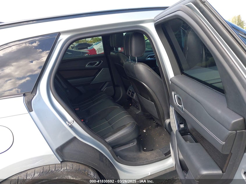 2019 Land Rover Range Rover Velar P250 R-Dynamic Se VIN: SALYL2EX1KA787557 Lot: 41830592