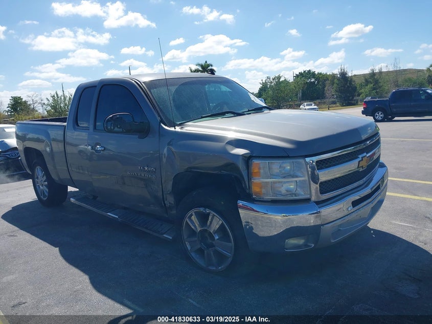 2013 CHEVROLET SILVERADO 1500 LT - 1GCRCSE05DZ148746