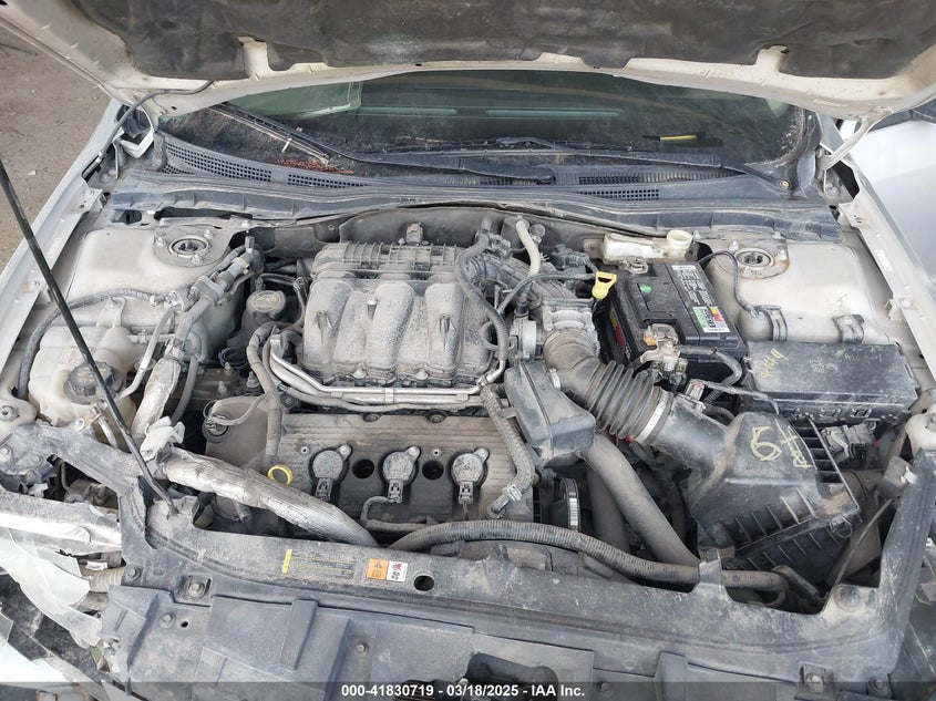 2010 FORD FUSION VIN: 3FAHP0HG3AR285574