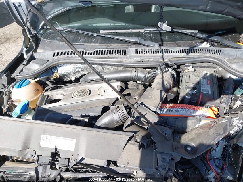 2012 VOLKSWAGEN JETTA VIN: 3VW4A7AJ5CM085902