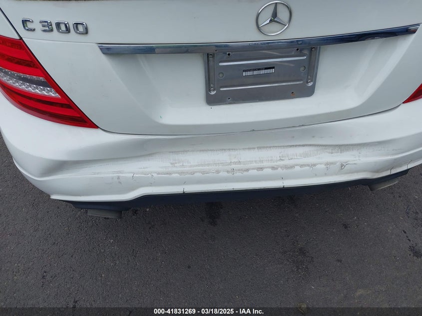 2012 MERCEDES-BENZ C 300 VIN: WDDGF8BB3CR212908