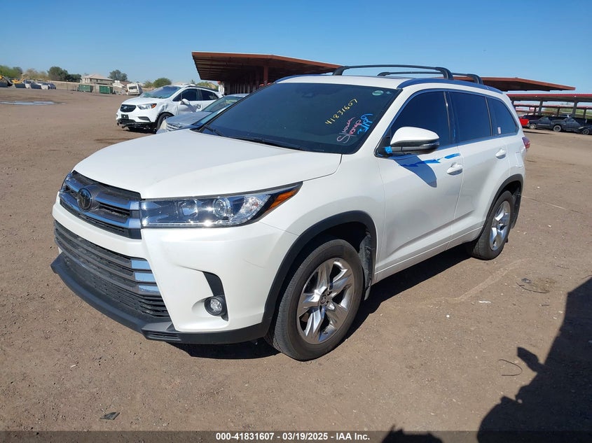 2019 TOYOTA HIGHLANDER VIN: 5TDDZRFH4KS938317