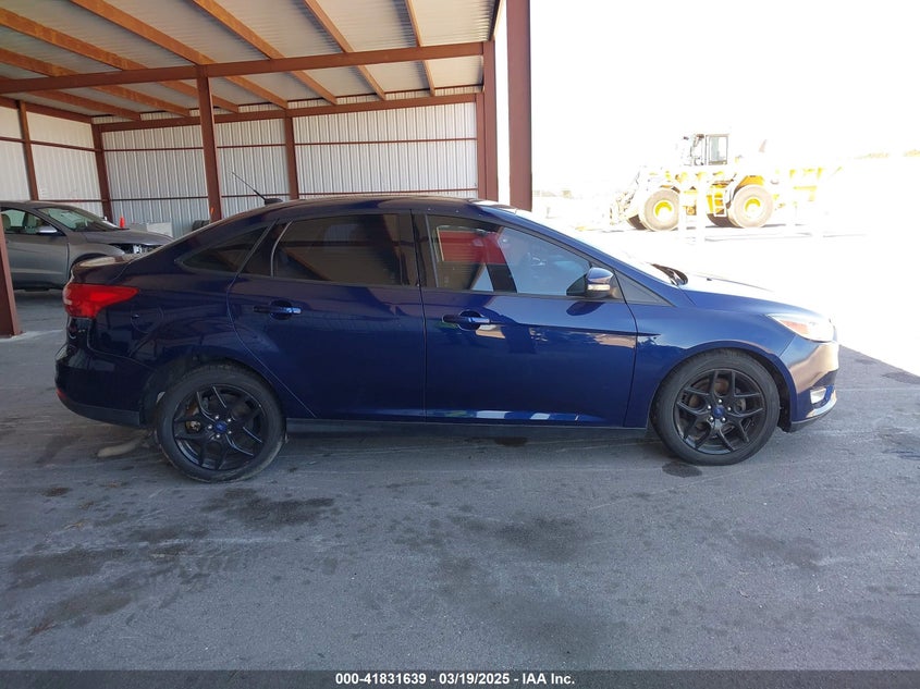 2016 FORD FOCUS SE - 1FADP3F22GL363891