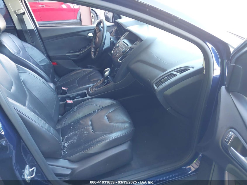 2016 FORD FOCUS SE - 1FADP3F22GL363891