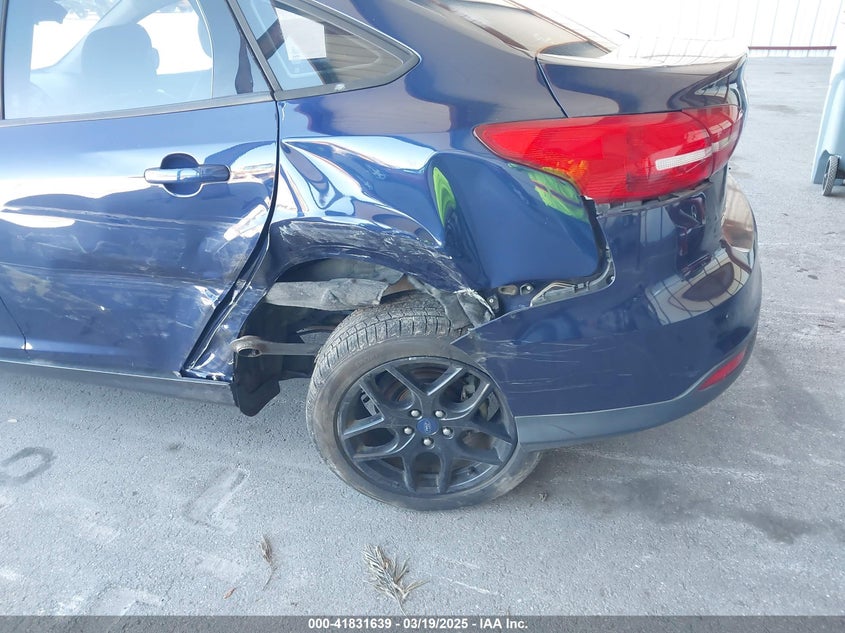 2016 FORD FOCUS SE - 1FADP3F22GL363891