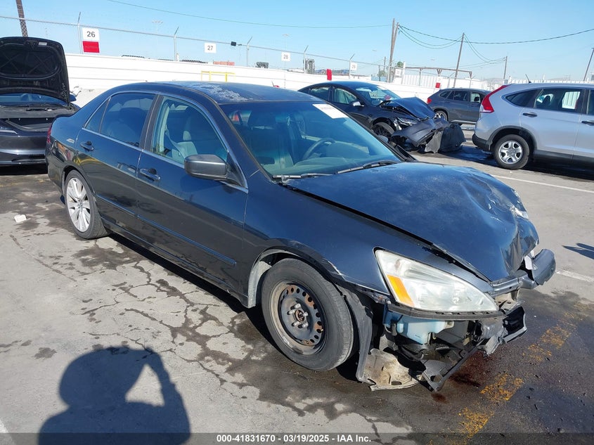 2006 HONDA ACCORD VIN: 1HGCM56326A111802